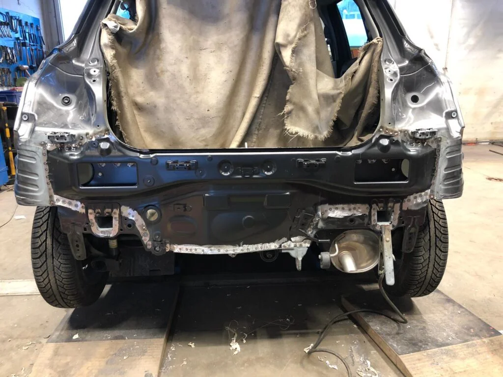 Heckschaden Reparatur Suzuki Swift 6