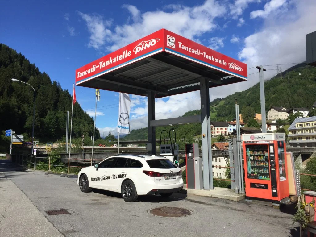 Tankstelle und Autowaschanlage 4